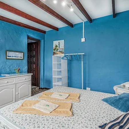 Playa Montana Amarilla Sunset,pool *