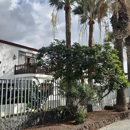 Dom wakacyjny Playa Montana Amarilla Sunset,pool Costa Del Silencio