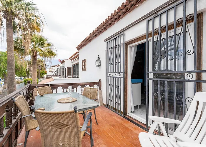 Playa Montana Amarilla Sunset,pool *